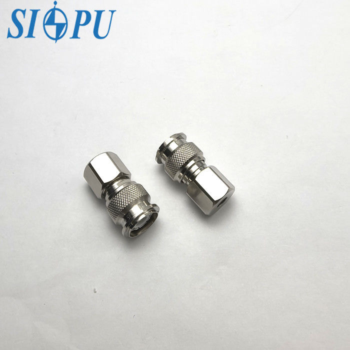 Adaptador RF masculino recto TNC     Compatible con cable coaxial RG142/U, diseño de agujero de seguridad
