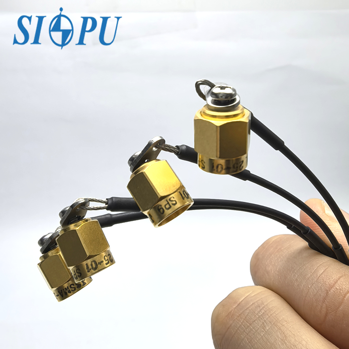 Silicon Rubber Sealing Ring and Passivated Outer Conductor Metal Protective Cap for Protection
